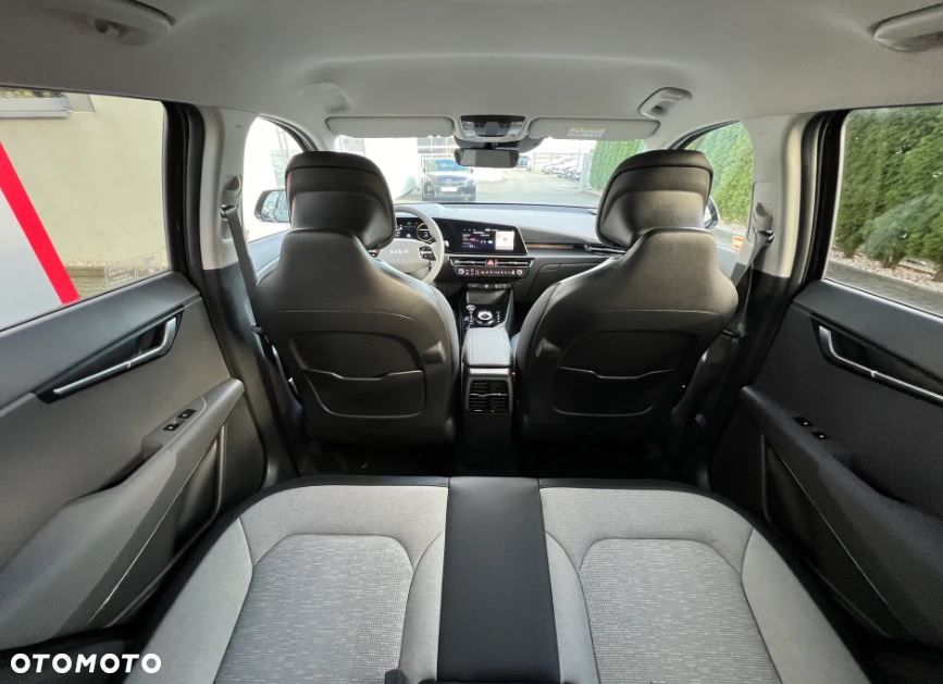 Kia Niro 1.6 GDI Hybrid Business Line - 20