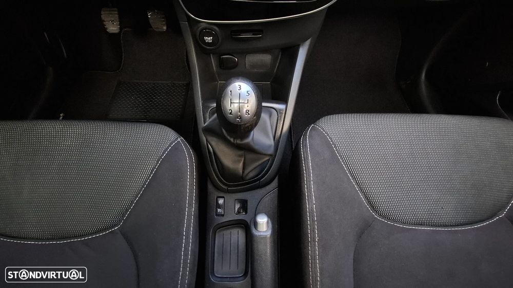 Renault Clio 1.5 dCi Dynamique S - 38