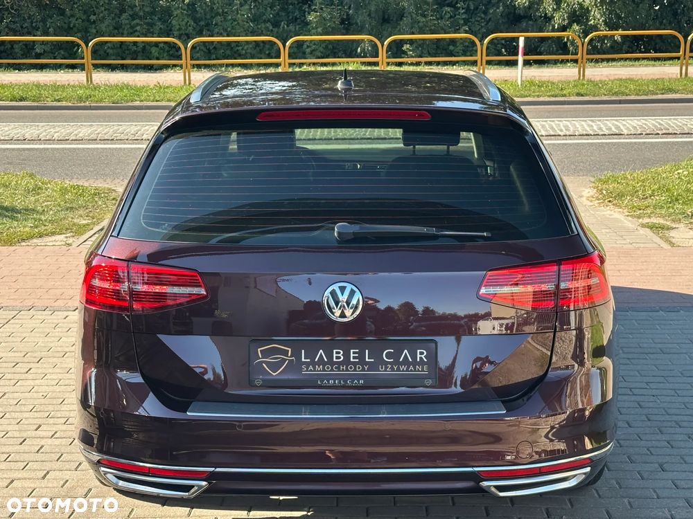 Volkswagen Passat 2.0 TDI SCR DSG Highline - 30