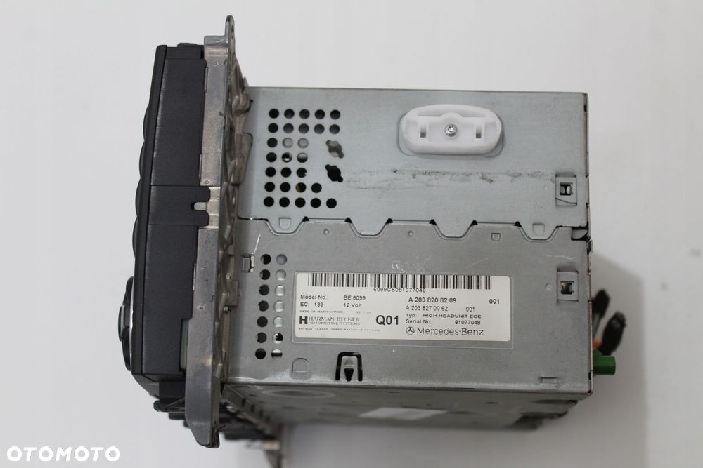 Comand radio nawigacja OE Mercedes CLK W209 Lift A2098208289 A2098207289 - 11