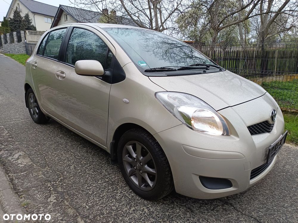 Toyota Yaris 1.33 VVT-i Comfort - 2