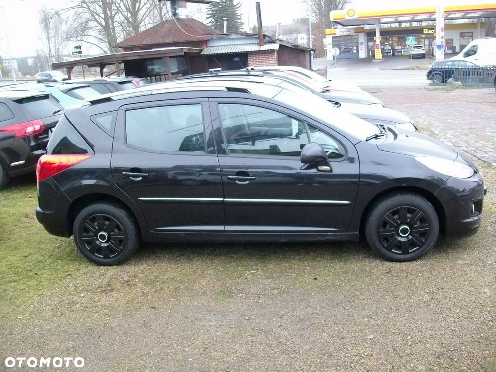 Peugeot 207 - 6