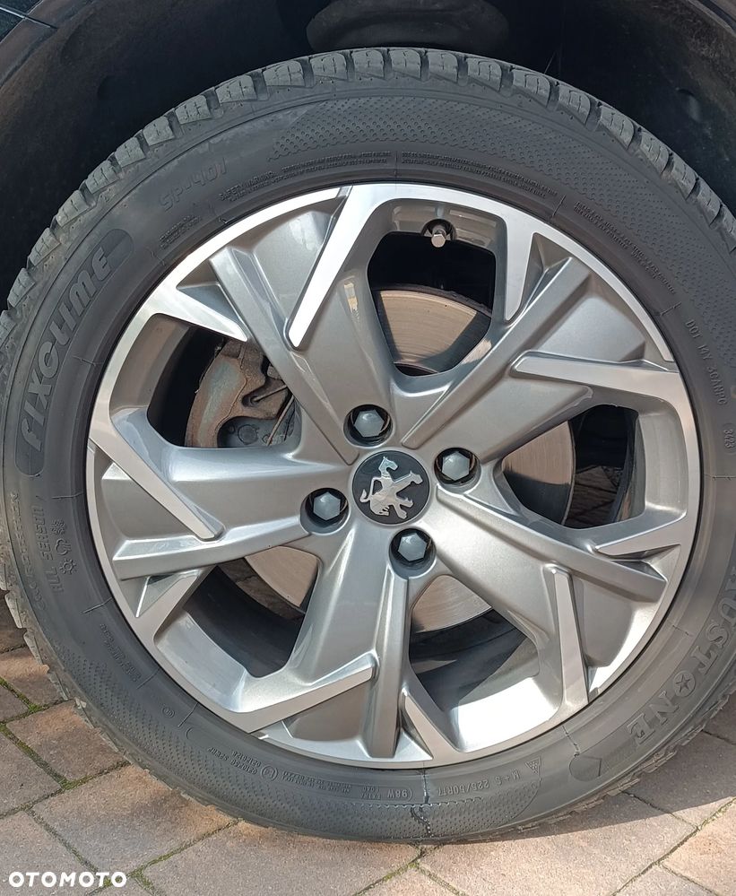 Peugeot 3008 1.6 Premium - 16