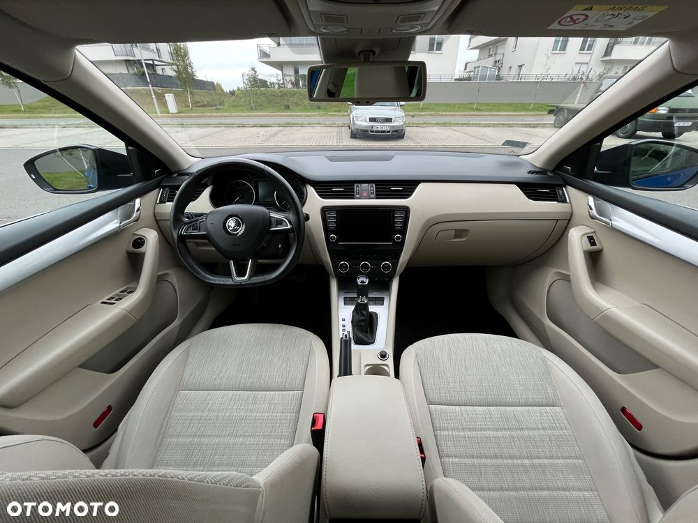 Skoda Octavia 1.8 TSI Elegance DSG - 6