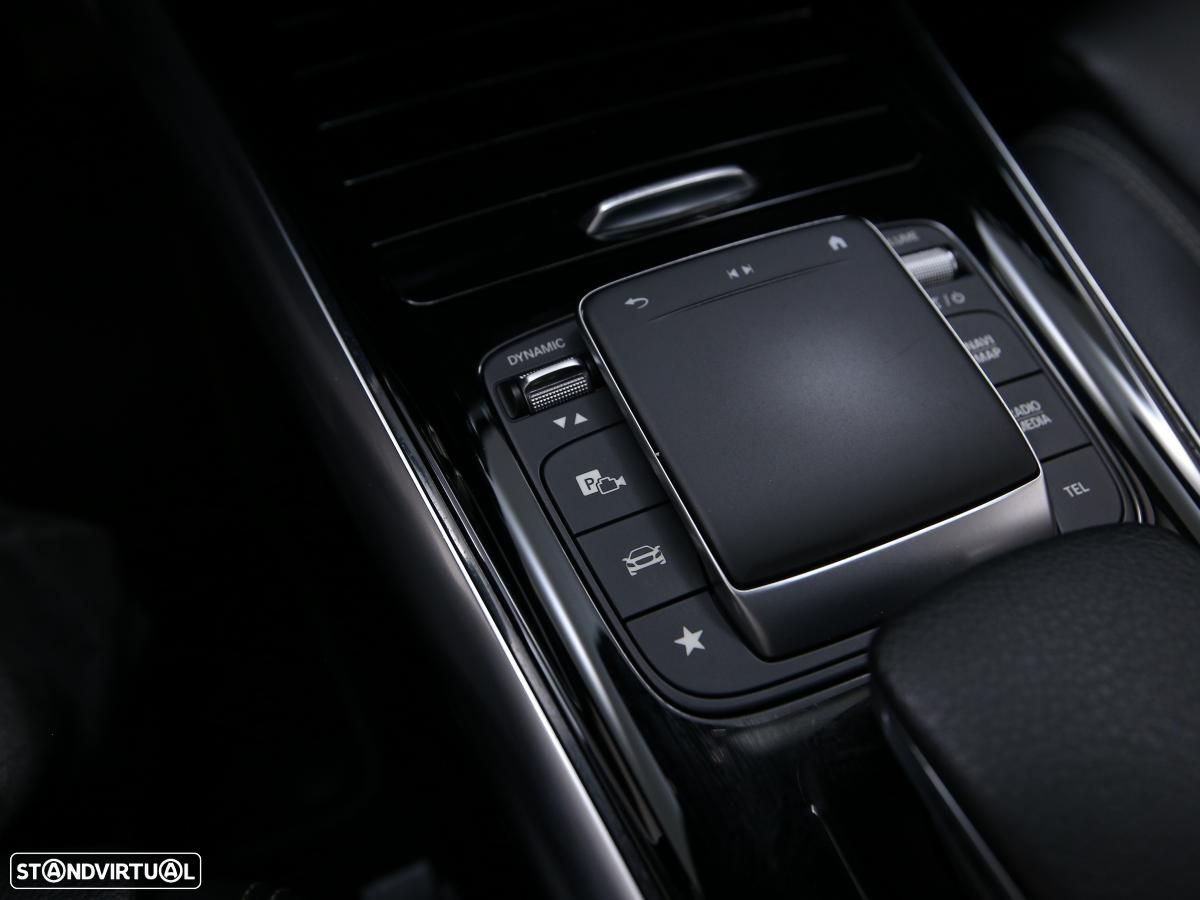 Mercedes-Benz GLA 200 d Progressive - 27