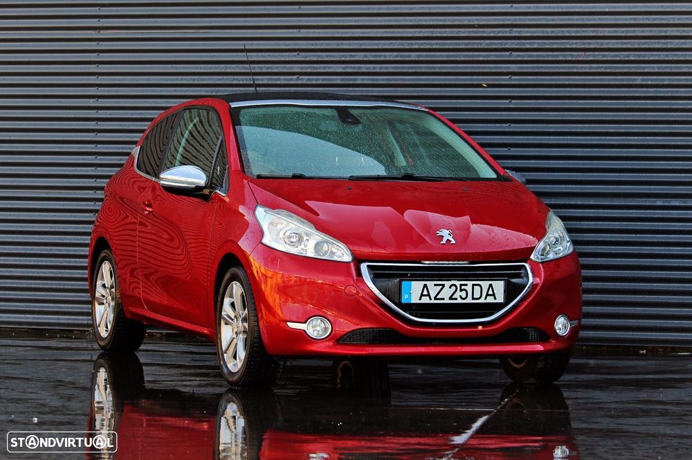 Peugeot 208 PureTech 82 Allure - 2