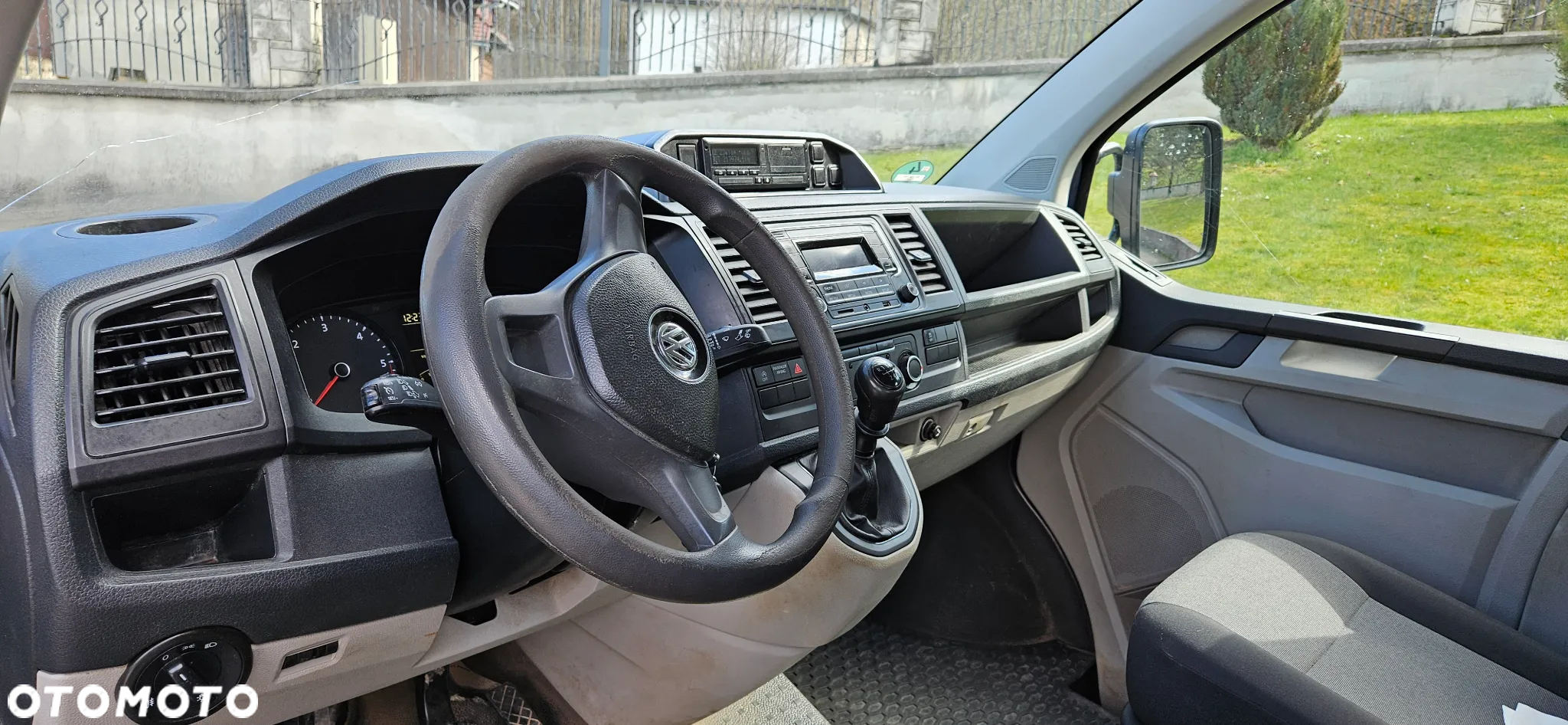 Volkswagen TRANSPORTER T 6 - 13