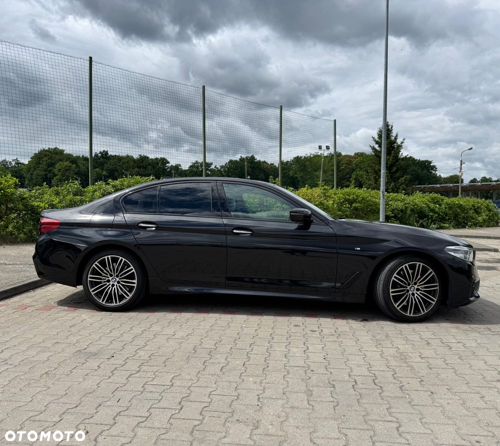 BMW Seria 5 525d - 2