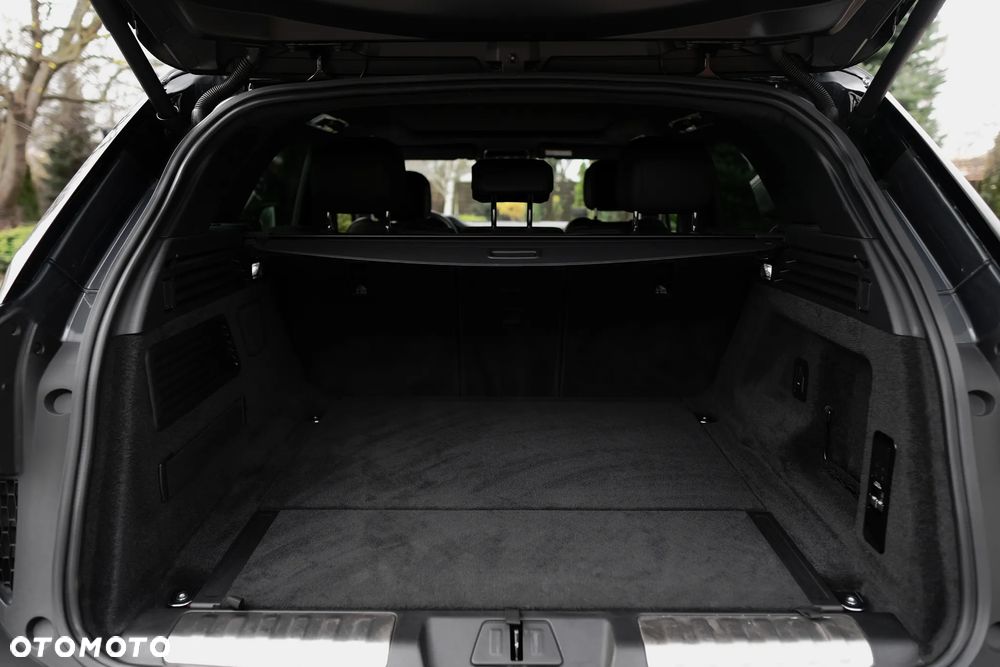 Land Rover Range Rover Sport S 4.4 V8 P530 First Edition - 38