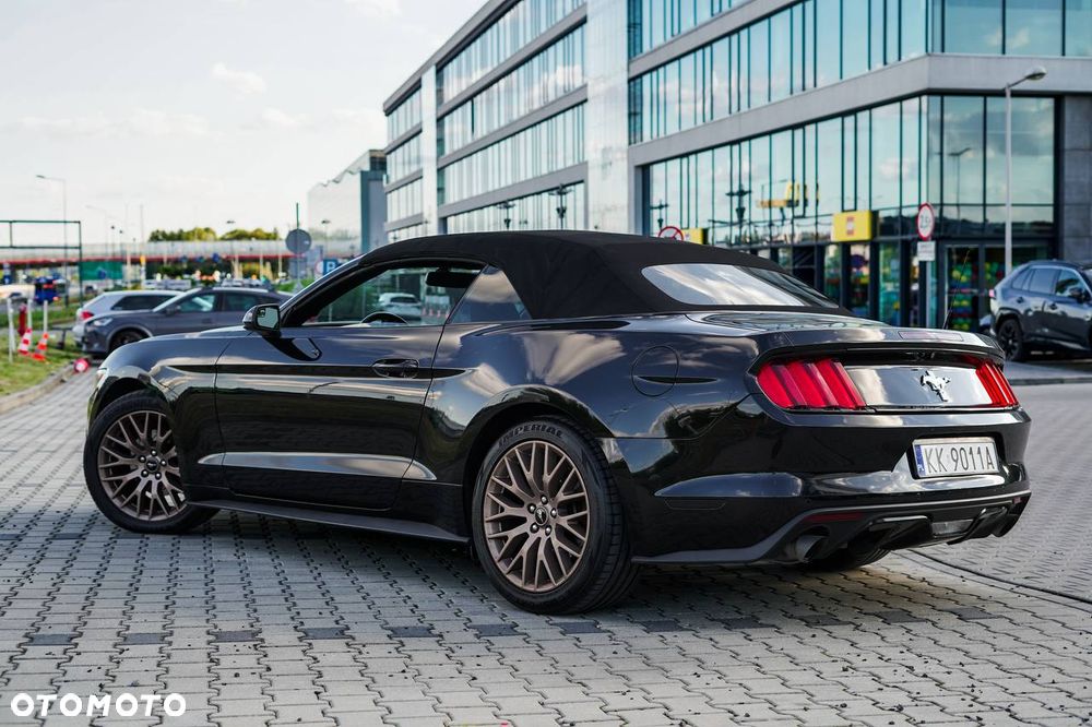 Ford Mustang 3.7 V6 - 6