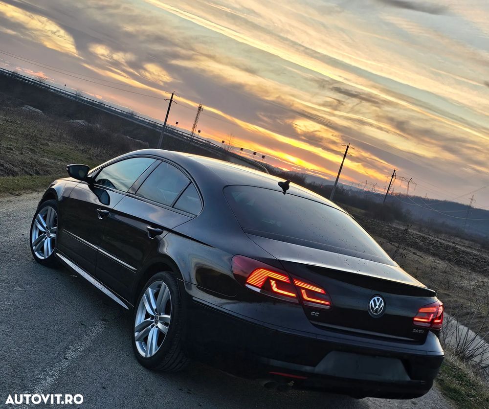 Volkswagen Passat CC 2.0 TDI BlueMotion Technology DSG Dynamic Black - 4