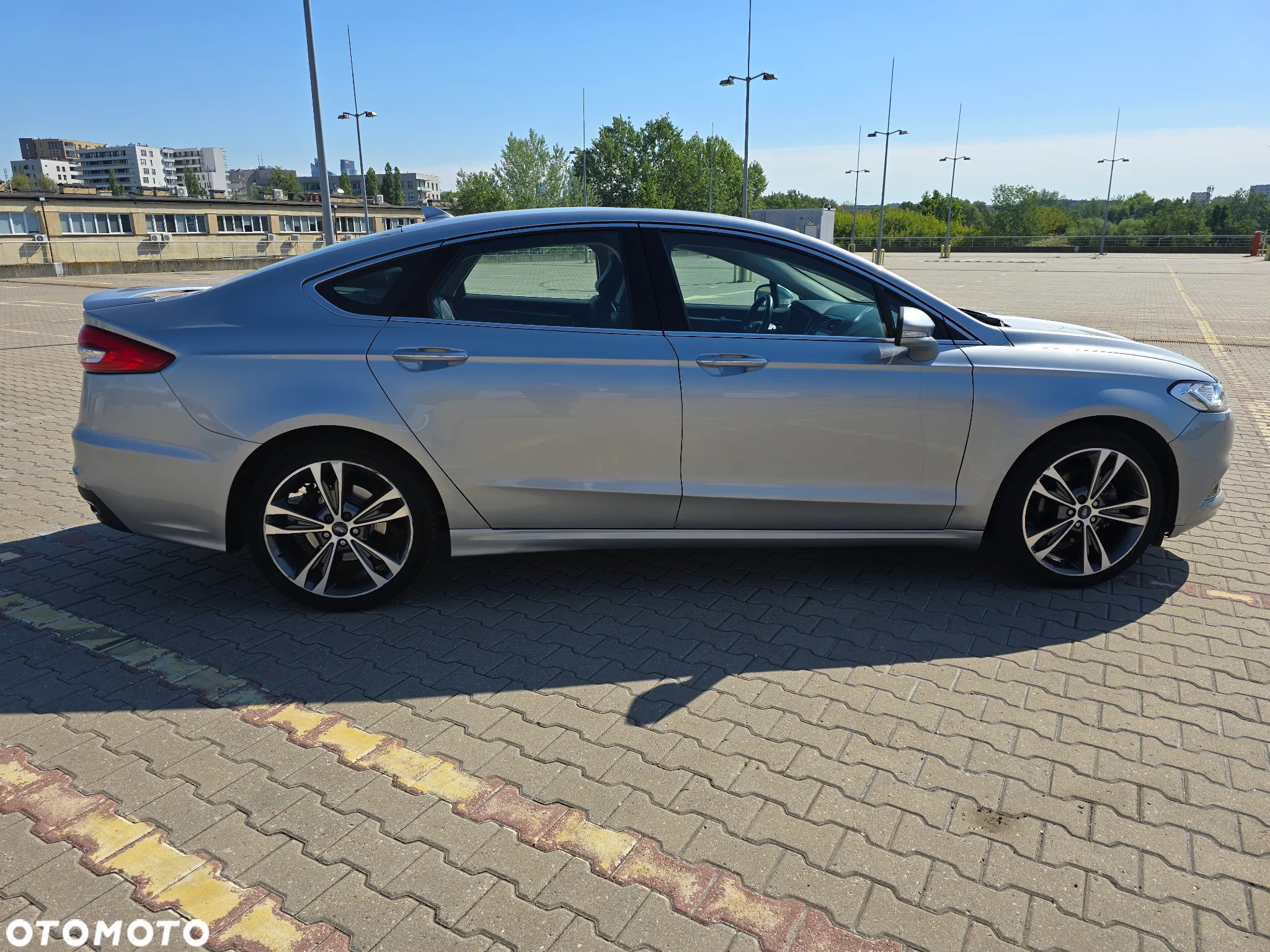 Ford Fusion 2.0 EcoBoost Titanium - 10