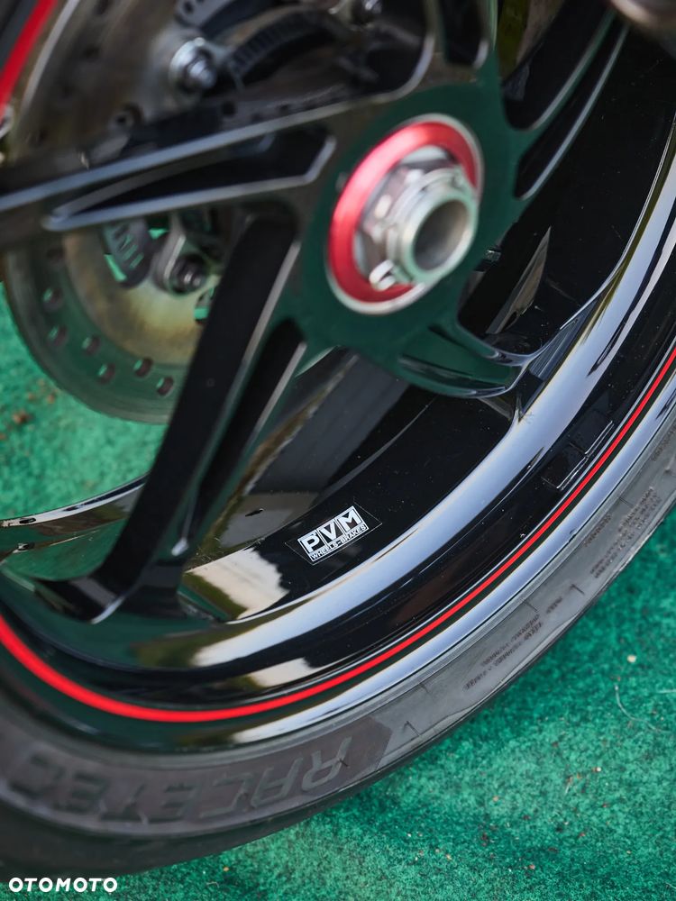 Triumph Speed Triple - 9