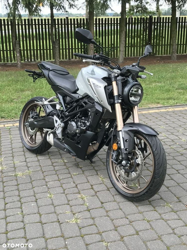 Honda CB - 17