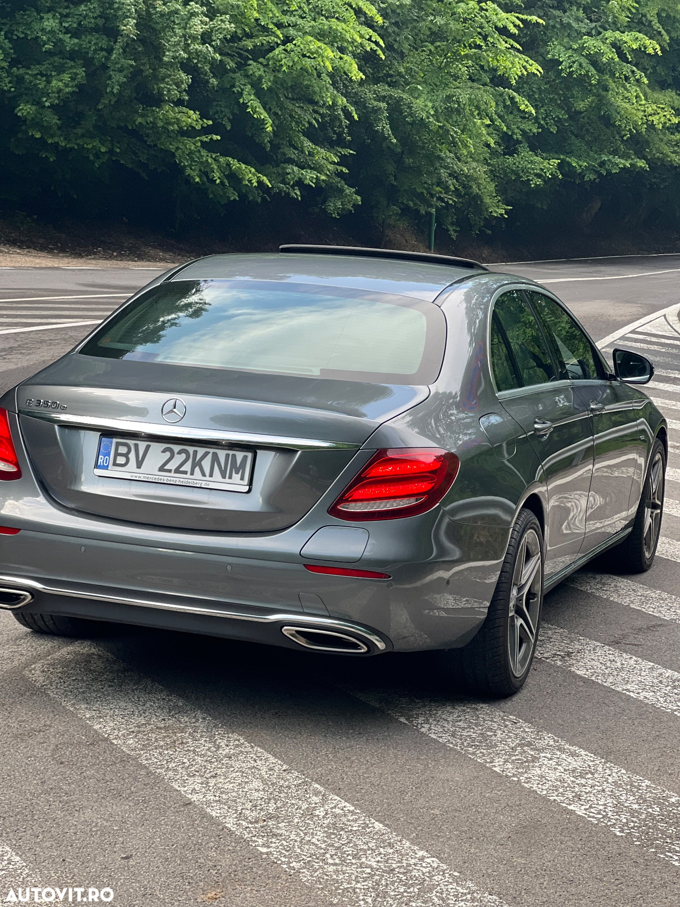 Mercedes-Benz E 350e 9G-TRONIC Exclusive - 4