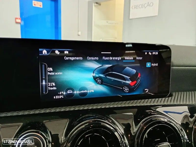 Mercedes-Benz A 250 e - 33