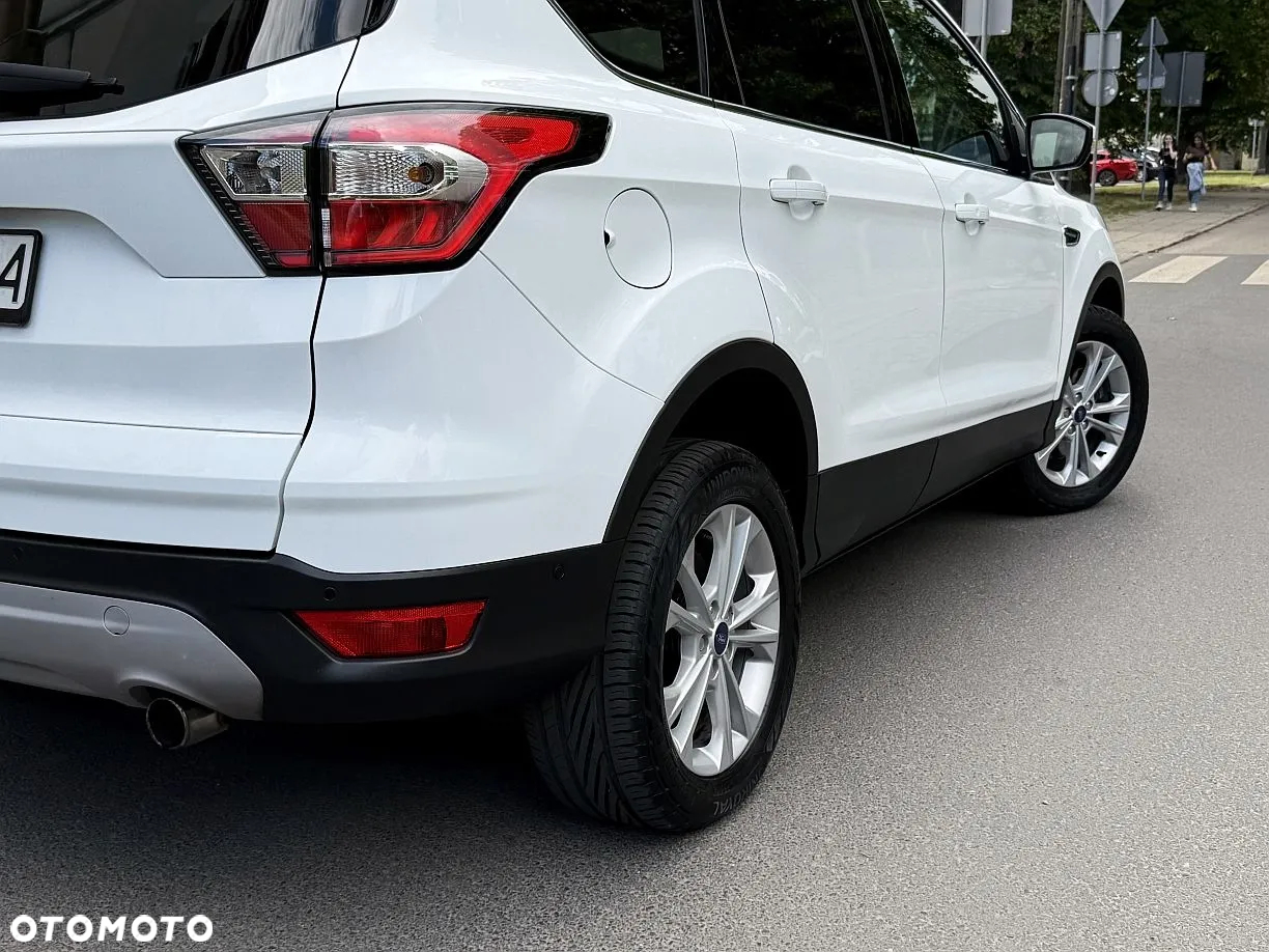 Ford Kuga 1.5 TDCi FWD Titanium - 31