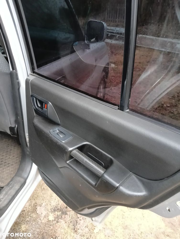 Mitsubishi Pajero Pinin 1.8 2-kolory - 8