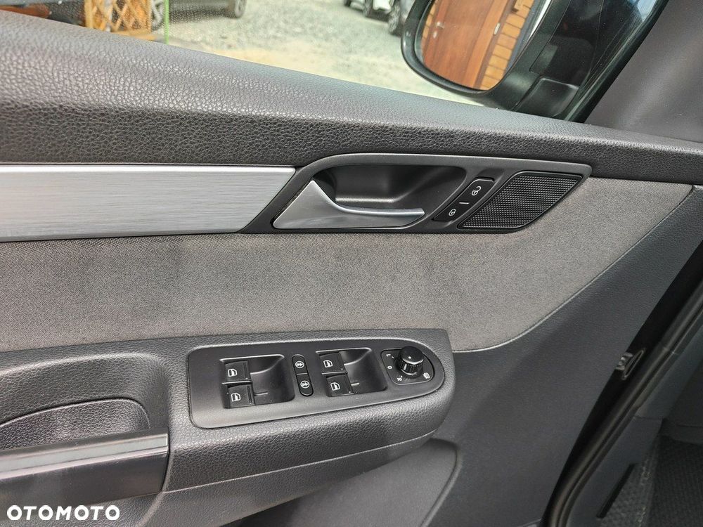 Volkswagen Sharan 2.0 TDI DSG BlueMotion Technology Cup - 18