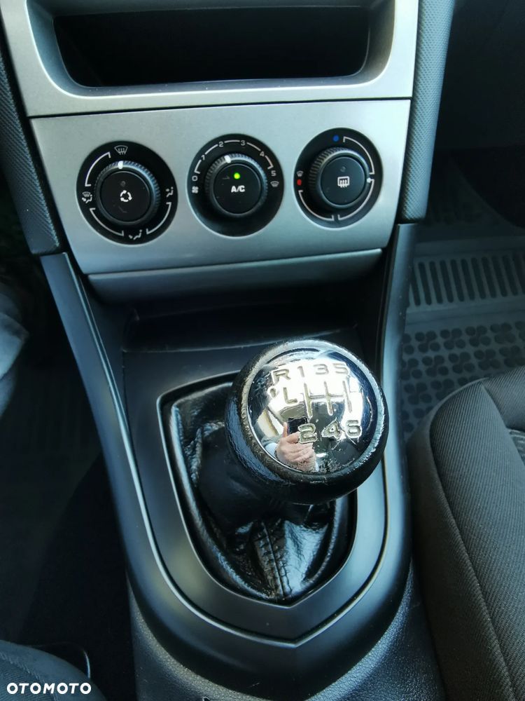 Peugeot 308 HDi FAP 110 Platinum - 14