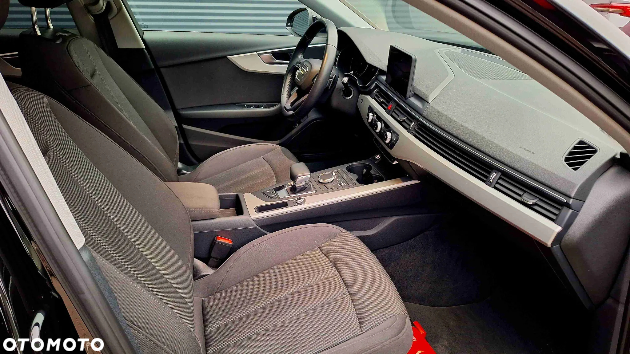 Audi A4 35 TFSI S tronic - 17