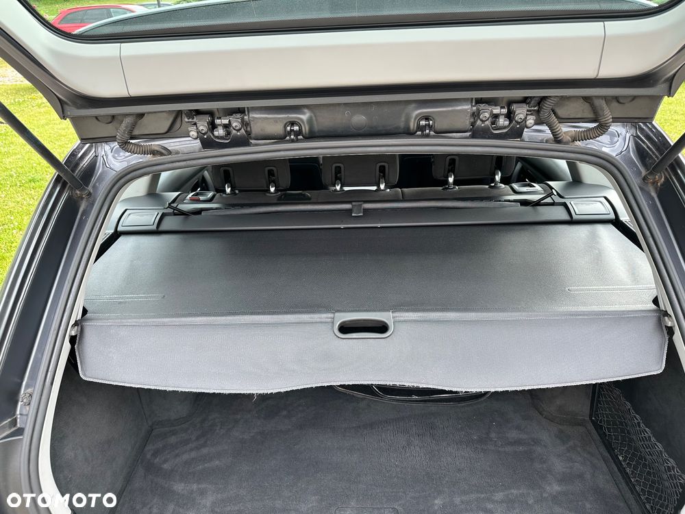 BMW Seria 3 318d - 13