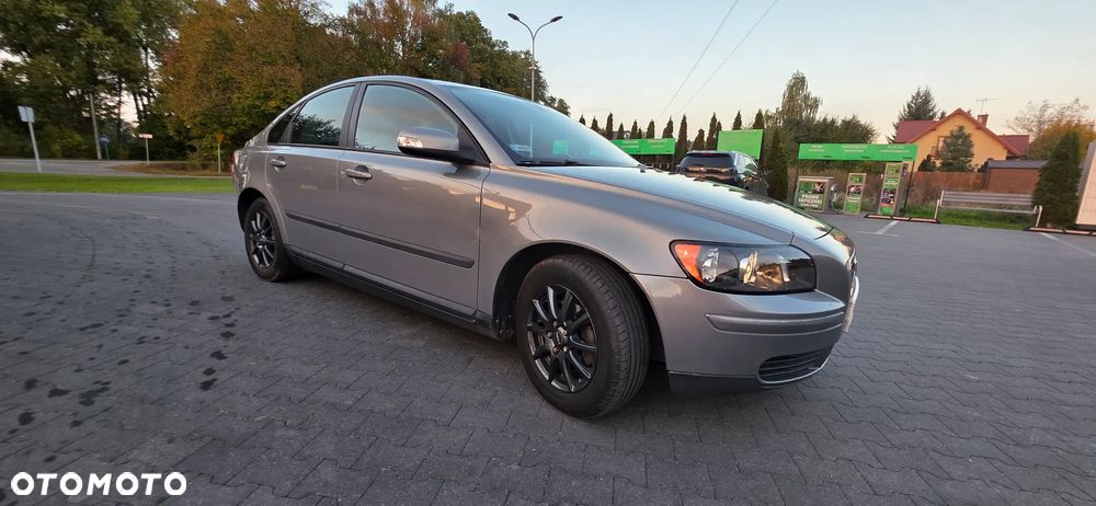 Volvo S40 1.8 - 9