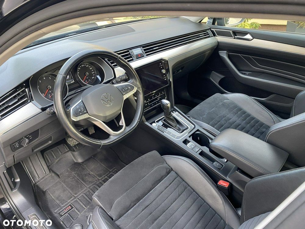 Volkswagen Passat 1.5 TSI EVO Elegance DSG - 31