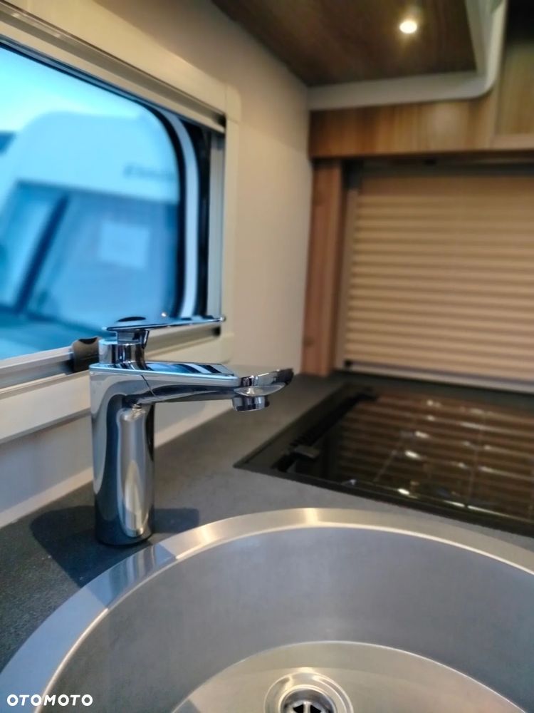 SWIFT Charisma 470 - 24