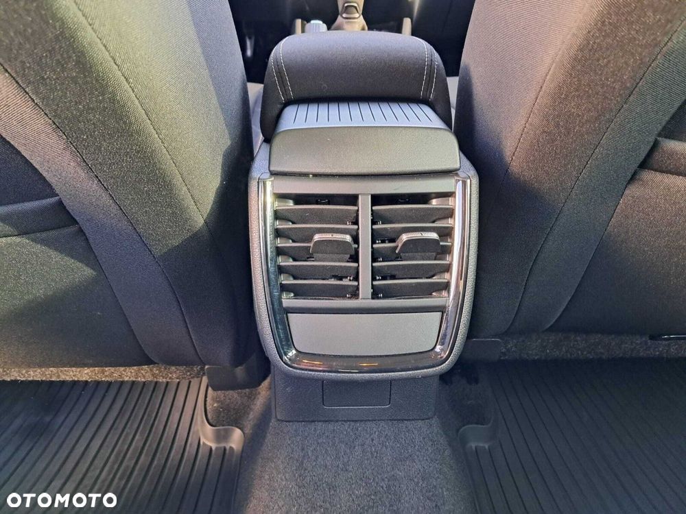 Skoda Kamiq 1.0 TSI Ambition - 31