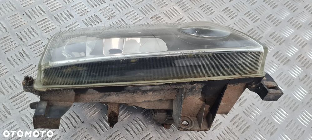 Nissan Terrano II Lampa Lewa Prawa Przód Przednia - 18