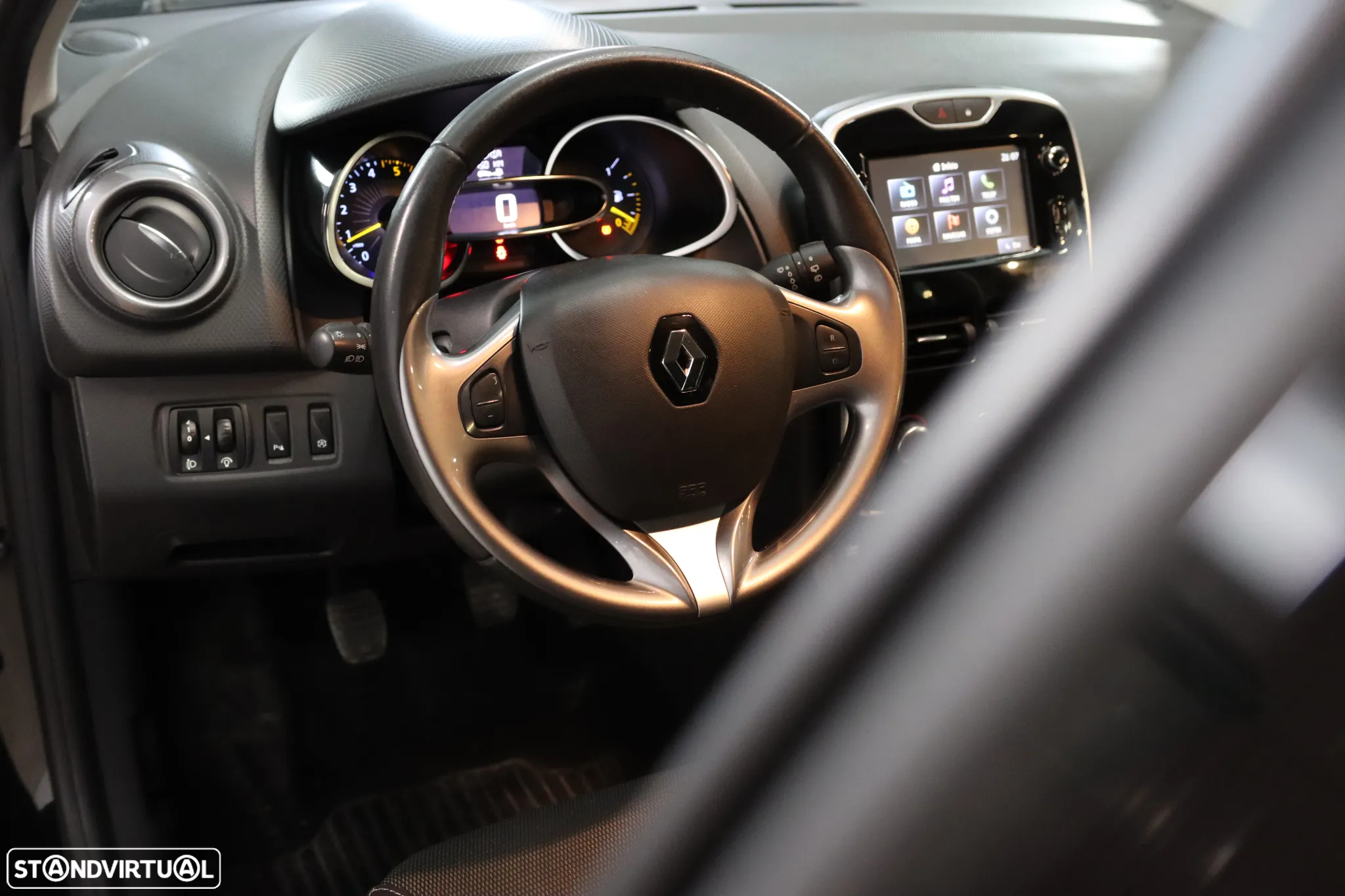 Renault Clio Sport Tourer Energy dCi 90 Start & Stop LIMITED - 19