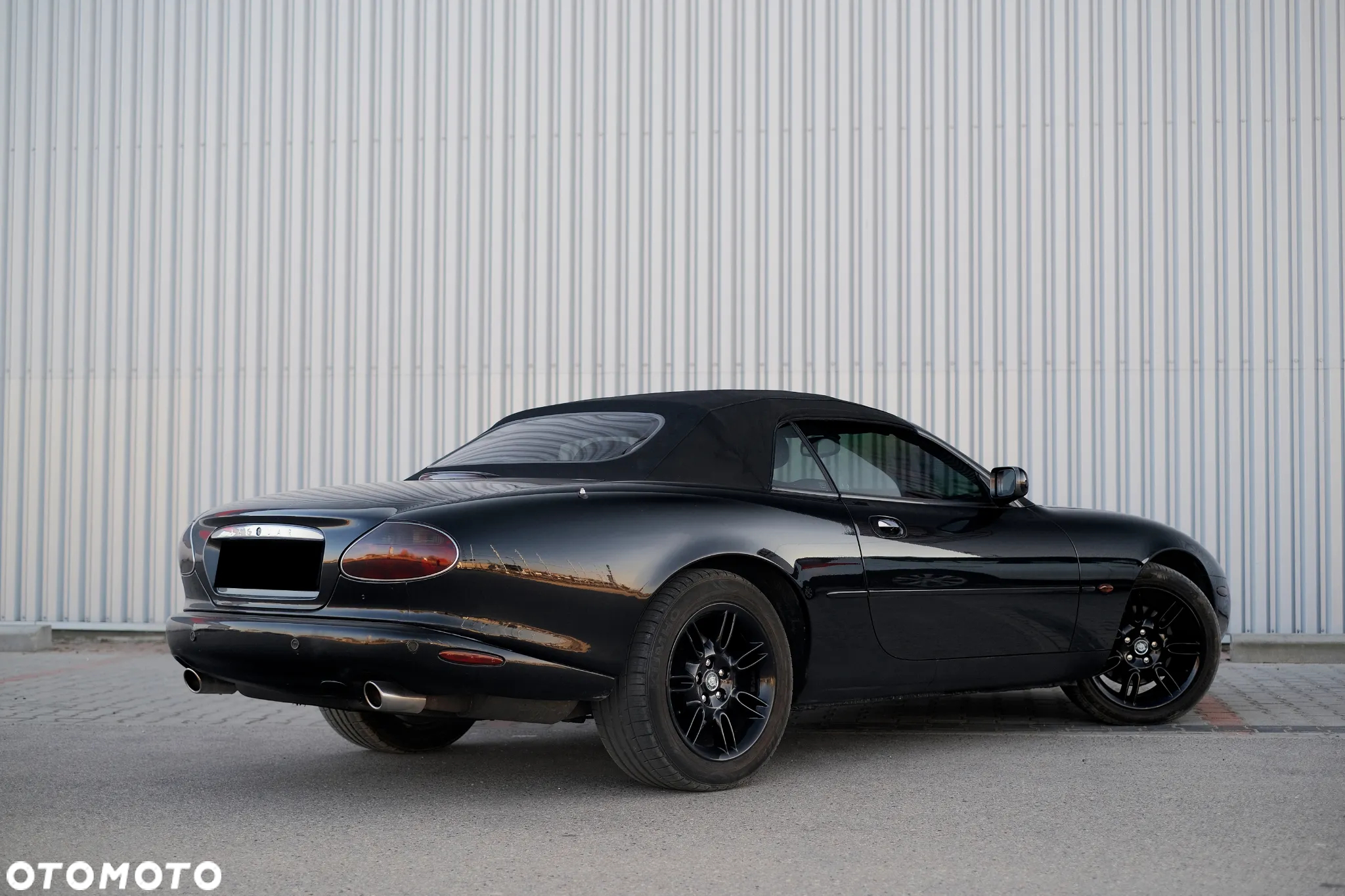 Jaguar XK8 4.0 - 12