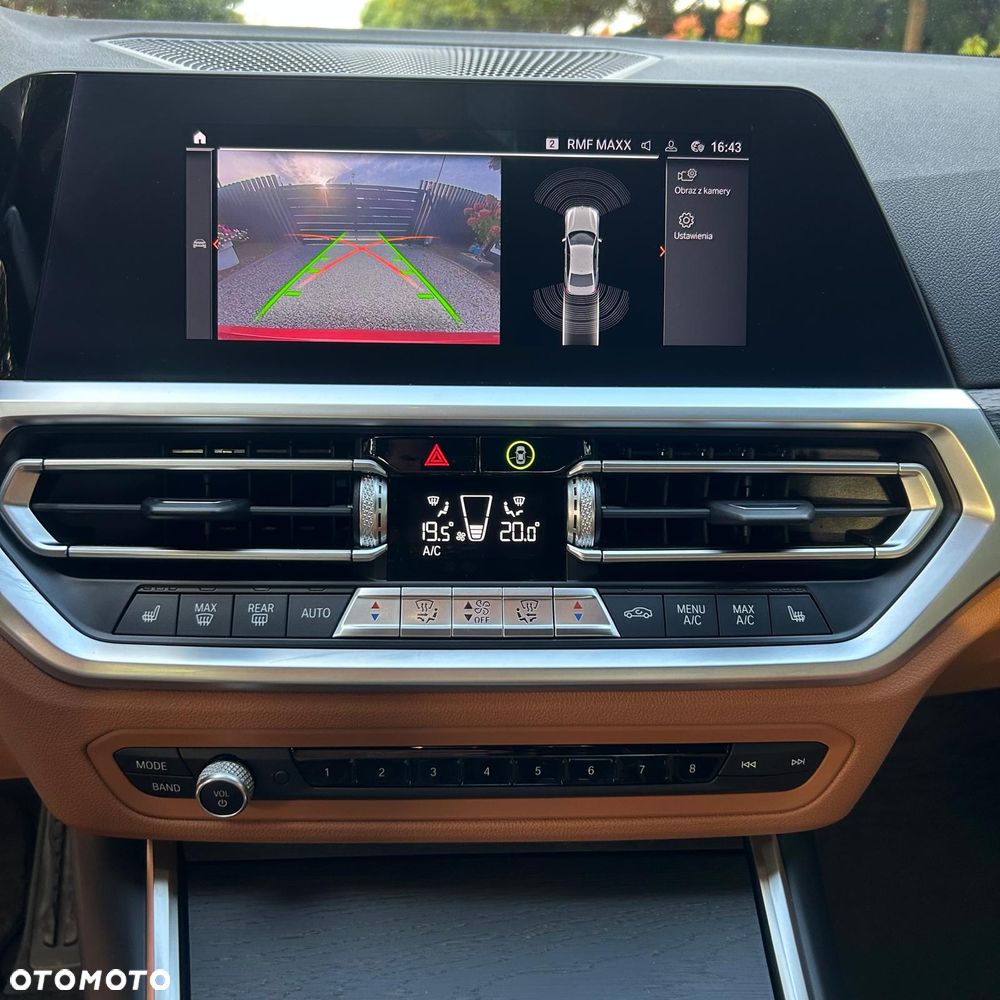 BMW Seria 3 330i xDrive M Sport sport - 13