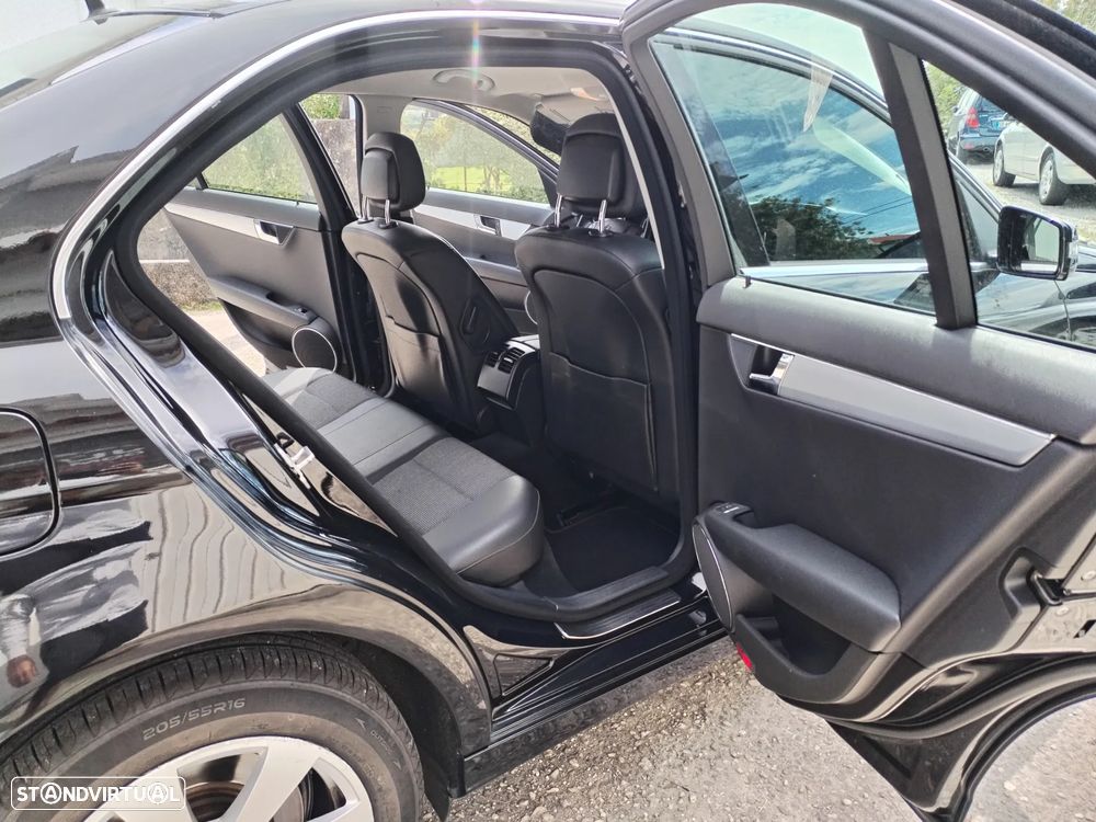 Mercedes-Benz C 250 CDi Avantgarde BlueEfficiency - 23