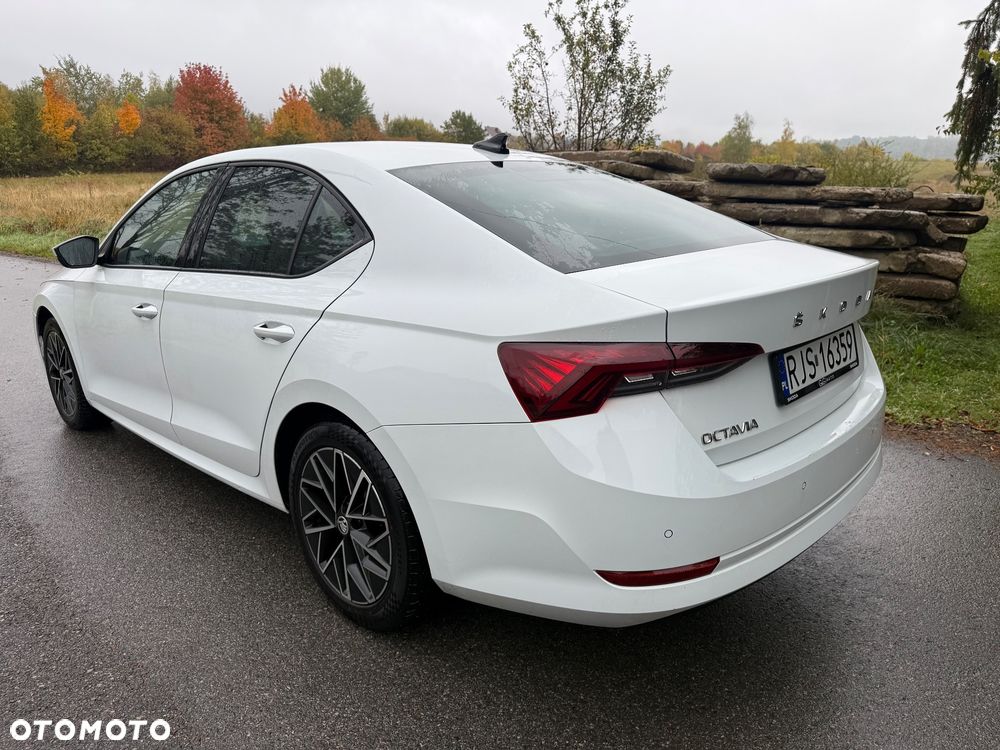 Skoda Octavia 1.5 TSI Selection Plus - 28