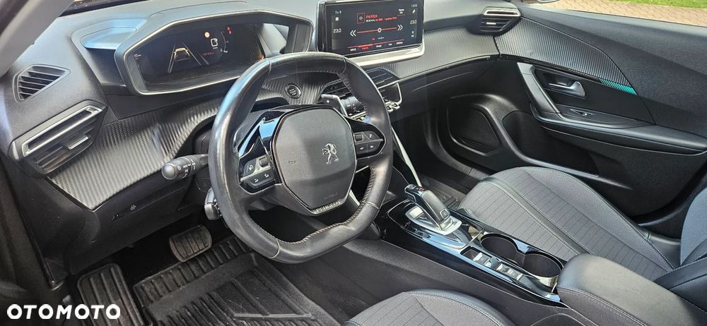 Peugeot 2008 1.5 BlueHDi Allure S&S EAT8 - 10