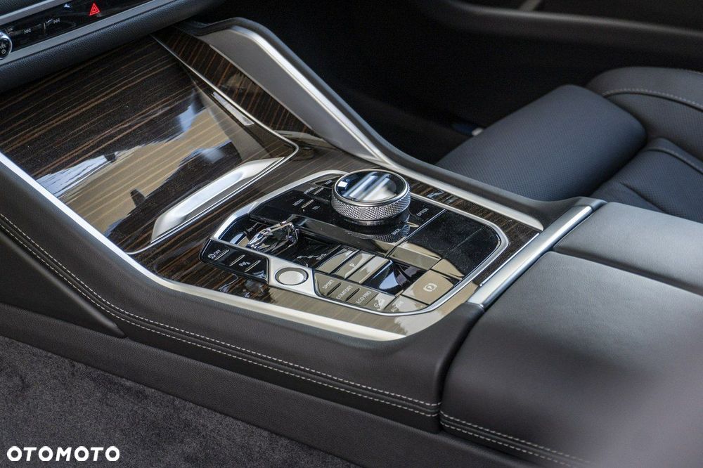 BMW X6 - 19