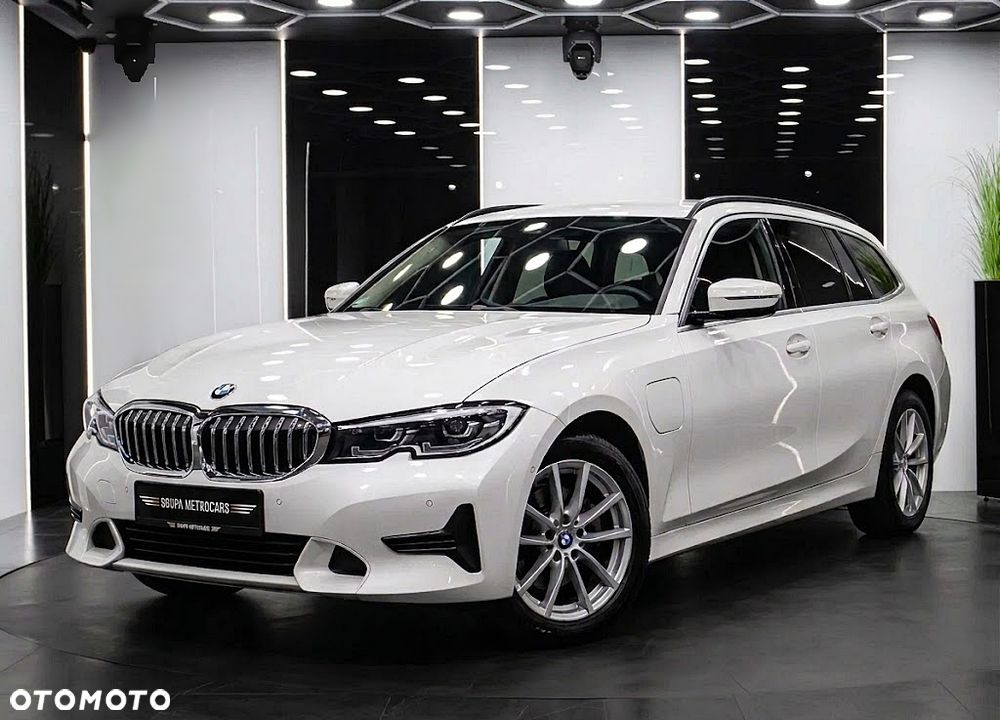 BMW Seria 3 320e Luxury Line - 2