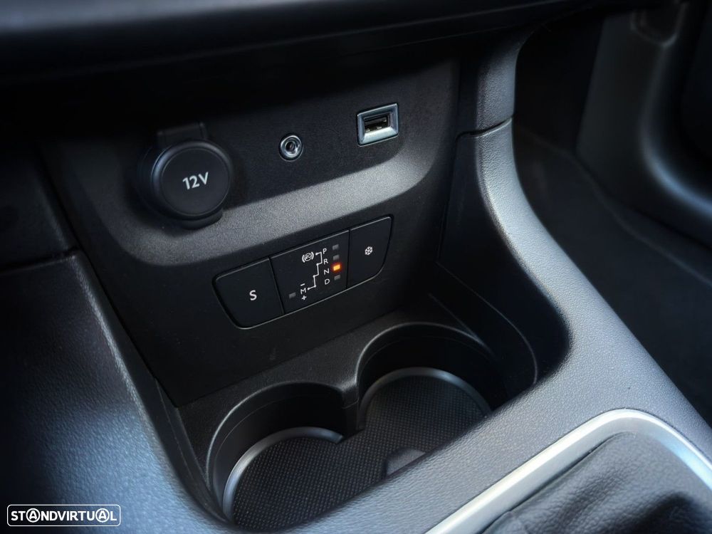 Citroën C3 1.2 PureTech Shine EAT6 - 14