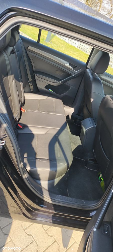 Volkswagen Golf - 7