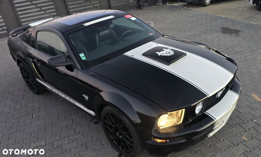 Ford Mustang - 5