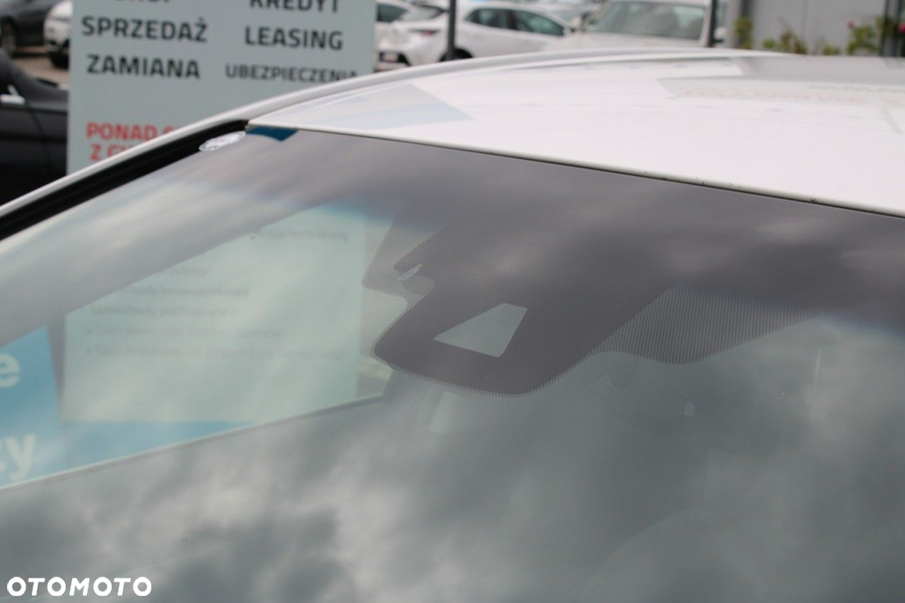 Toyota Camry - 14