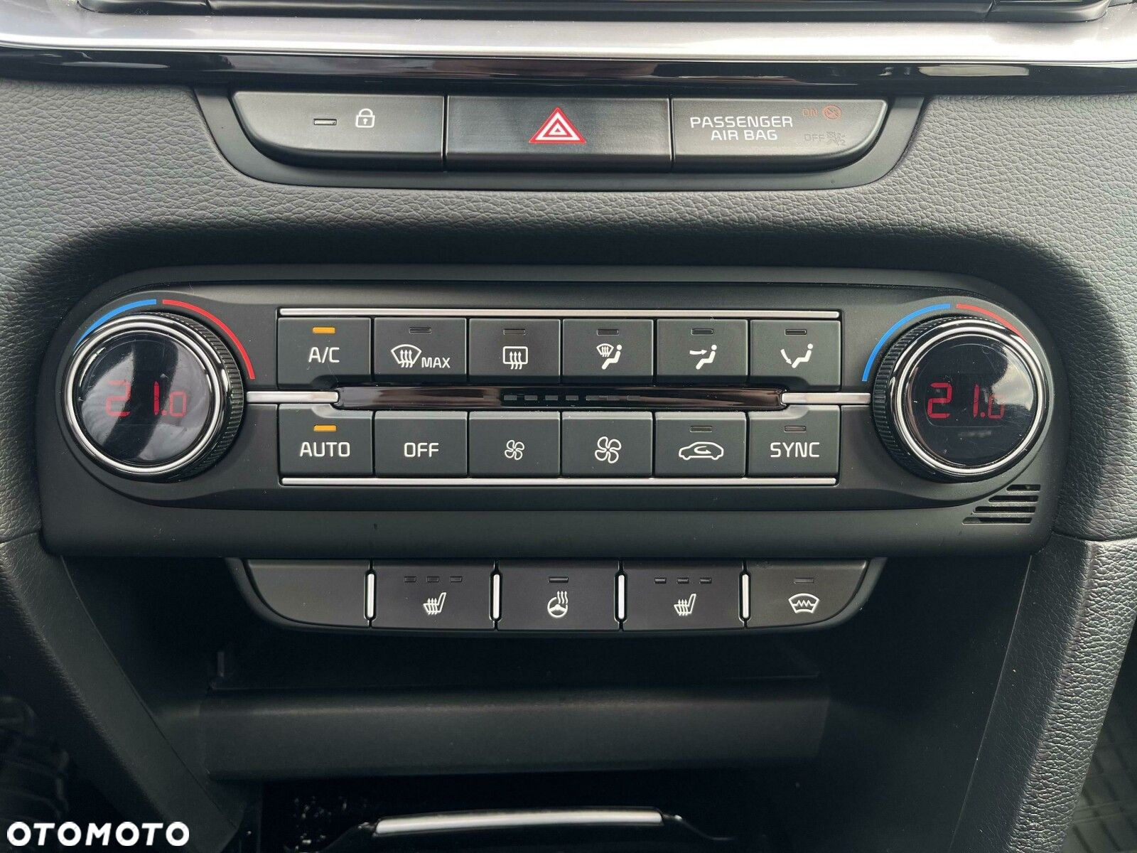 Kia ProCeed - 27