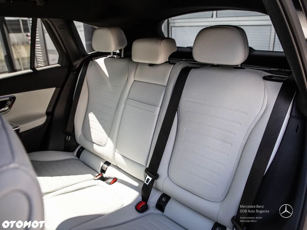 Mercedes-Benz GLC 200 d mHEV 4-Matic AMG Line - 13