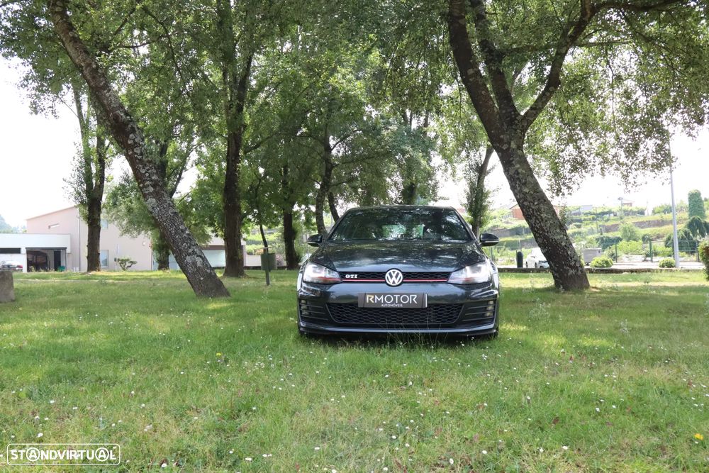 VW Golf 2.0 TSi GTi Performance - 3