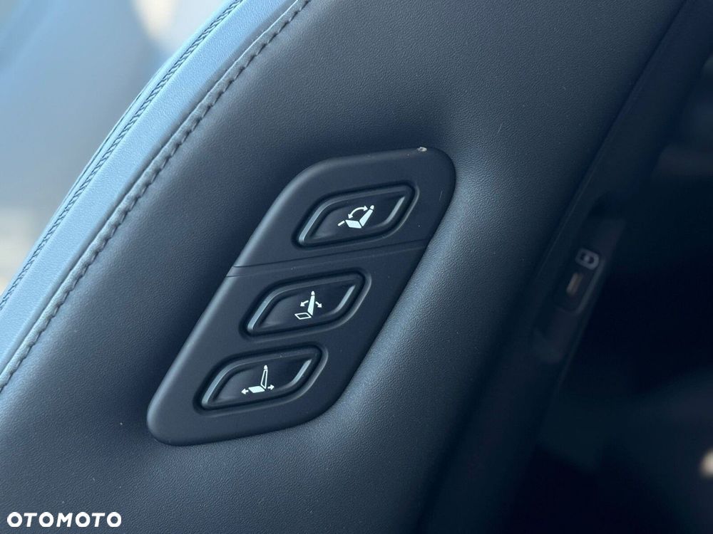 Hyundai Santa Fe 1.6 T-GDI HEV Calligraphy 4WD 6os - 26