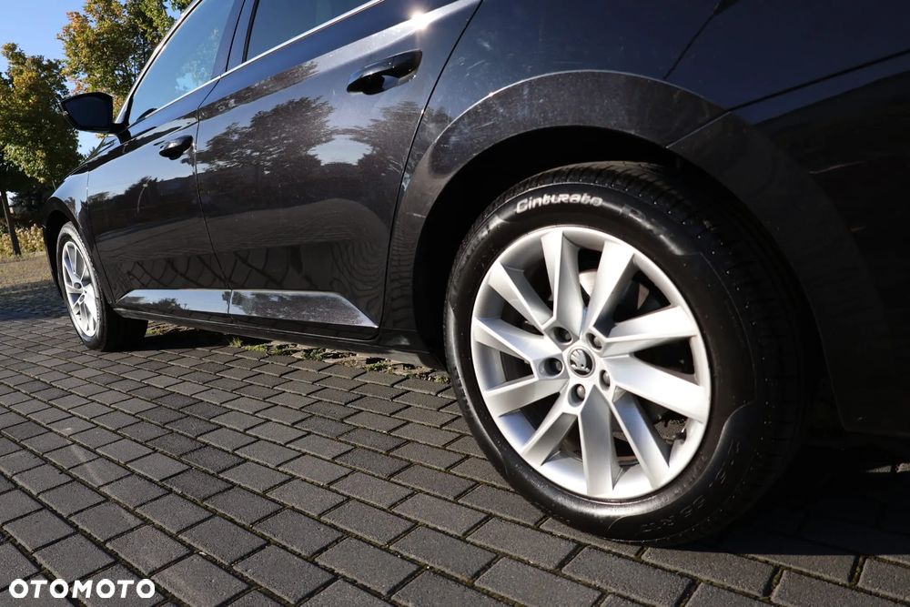 Skoda Superb 2.0 TSI Style DSG - 11