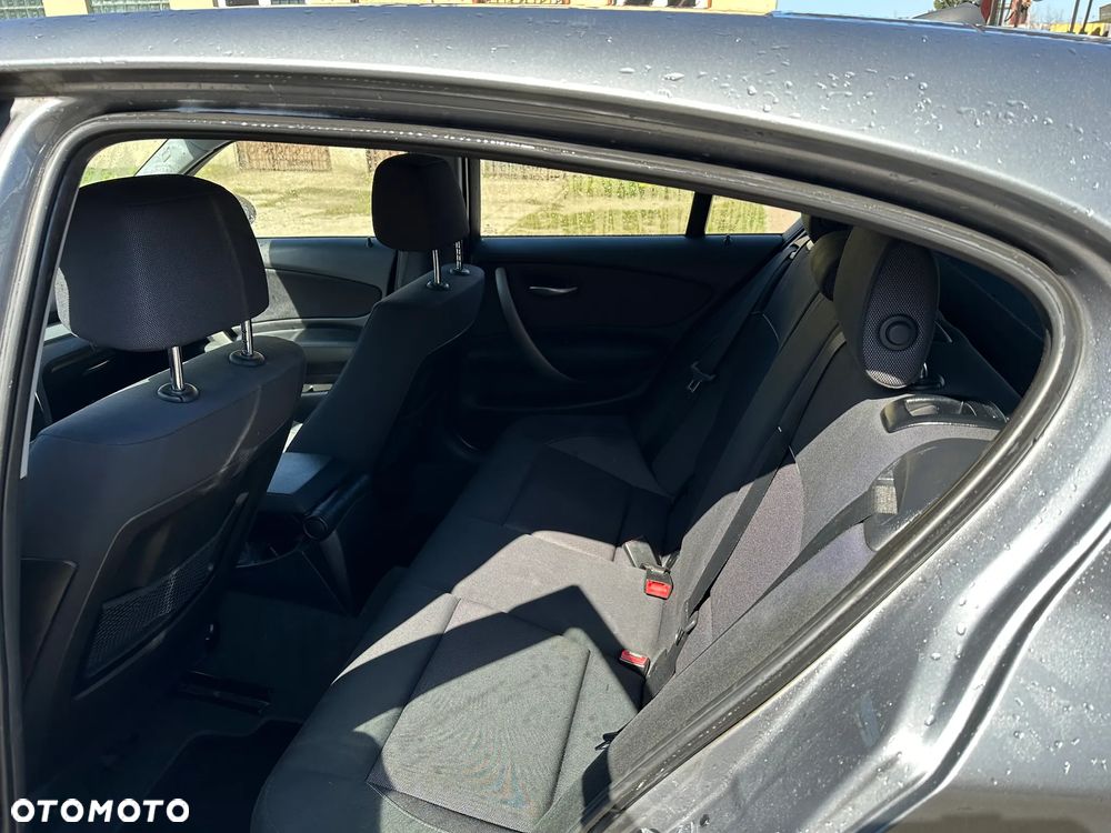 BMW Seria 1 118d - 6