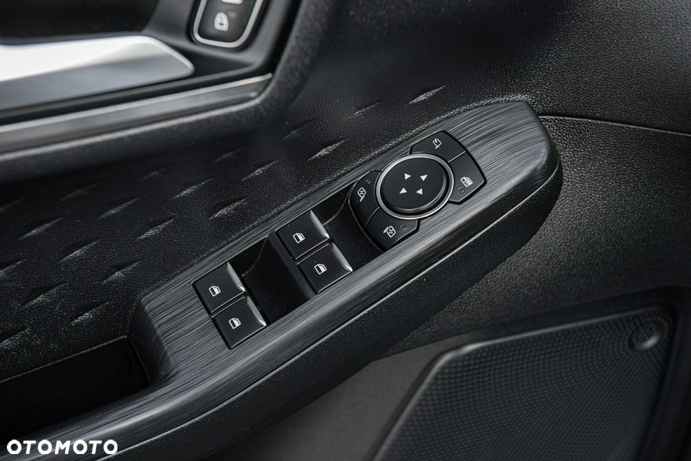 Ford Kuga 2.0 EcoBlue 4x4 TITANIUM X - 29